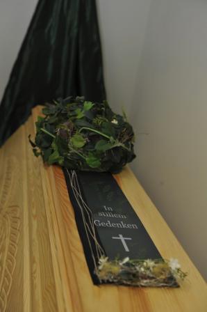 Blumenschmuck für Beerdigungen von W Zehner Bestattungen