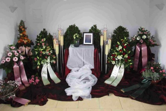 Dekoration für Beerdigung Bestattung  W Zehner